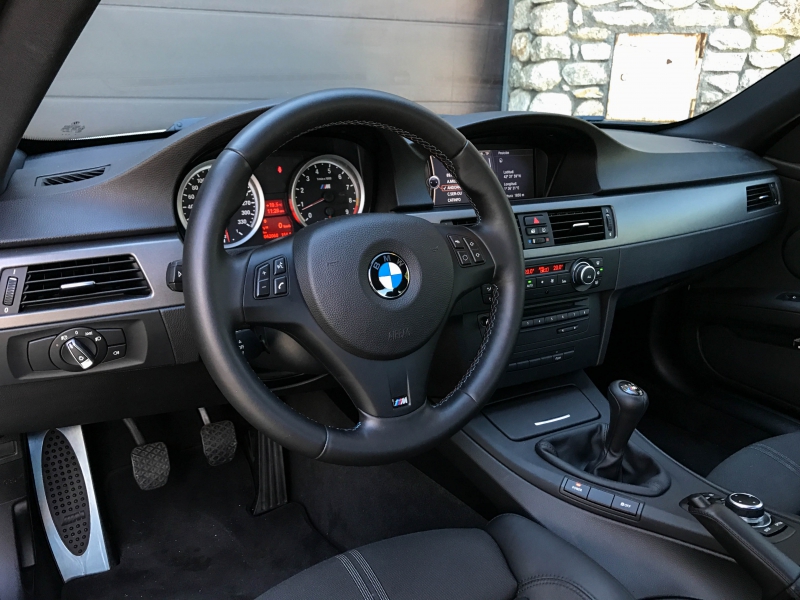 BMW M3 V8 420cv manual