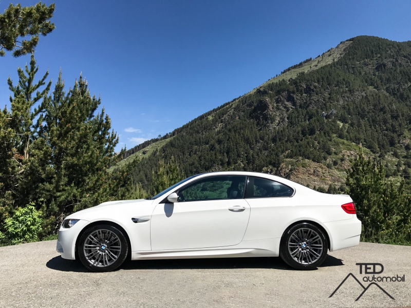 BMW M3 V8 420cv manual