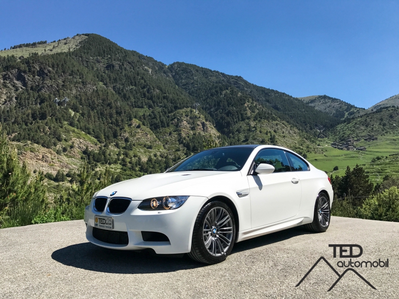 BMW M3 V8 420cv manual