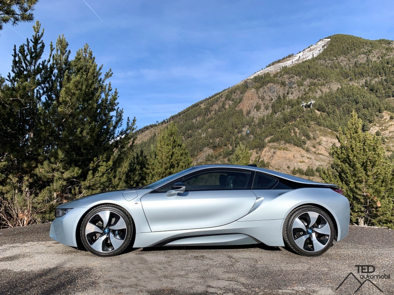 BMW i8 Hybrid 362cv