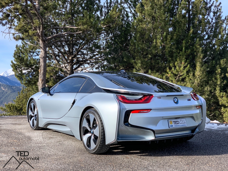 BMW i8 Hybrid 362cv
