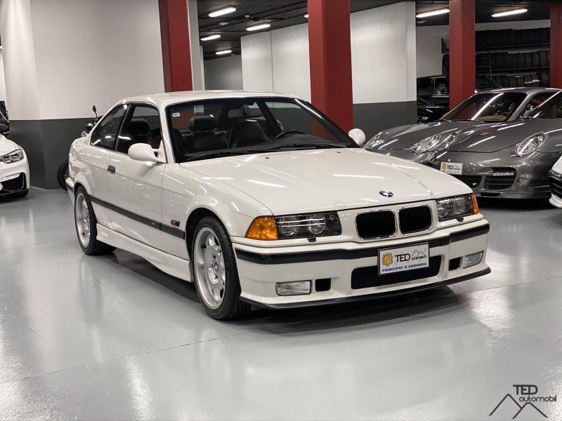 BMW M3 E36 3.0 coupe 286cv manual