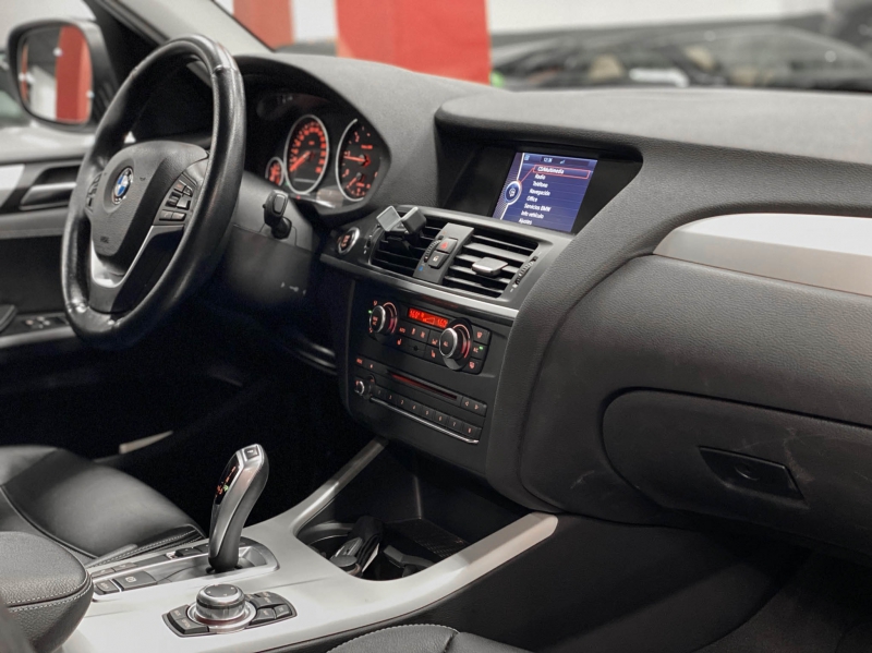 BMW X3 20d x-Drive 184cv