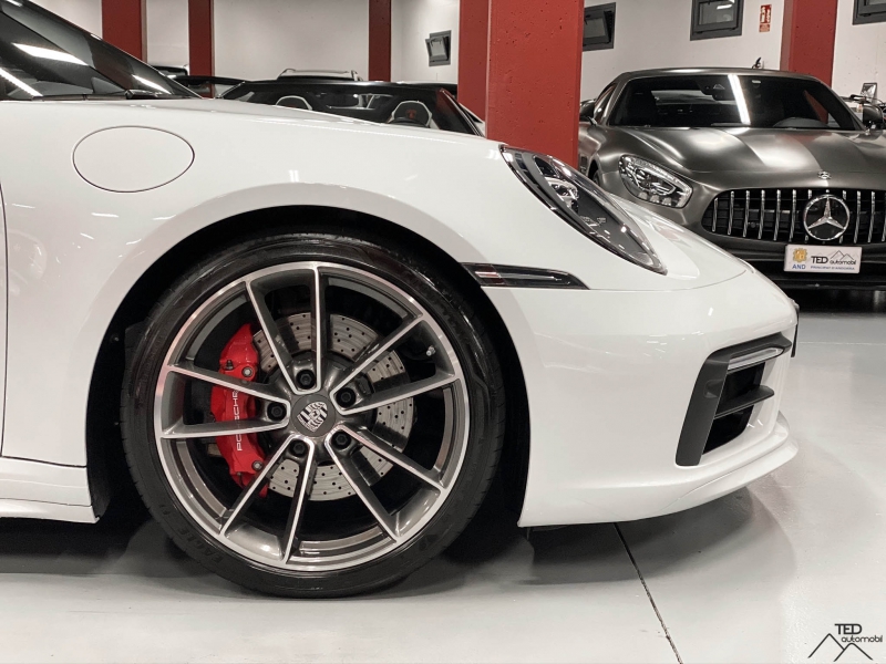 Porsche 911 Carrera 4S 992 450cv Sport Design