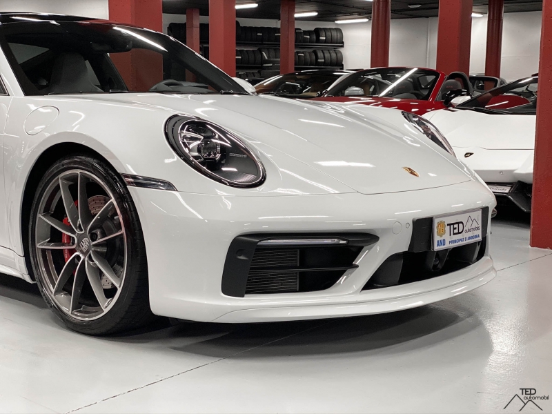 Porsche 911 Carrera 4S 992 450cv Sport Design