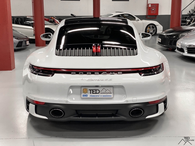Porsche 911 Carrera 4S 992 450cv Sport Design
