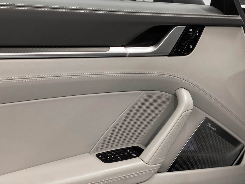 Porsche 911 Carrera 4S 992 450cv Sport Design