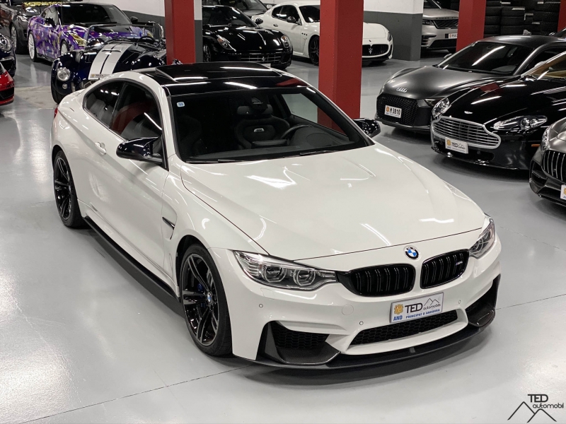 BMW M4 DKG 431cv Akrapovic