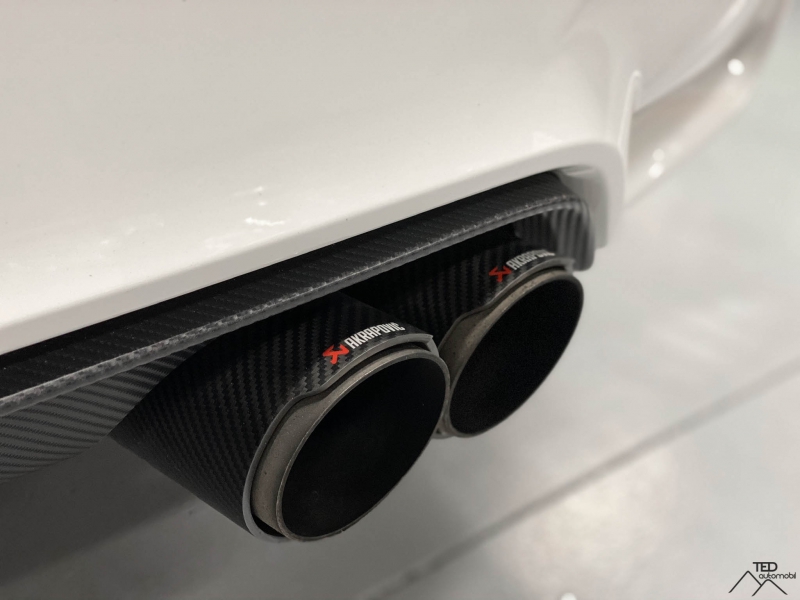 BMW M4 DKG 431cv Akrapovic