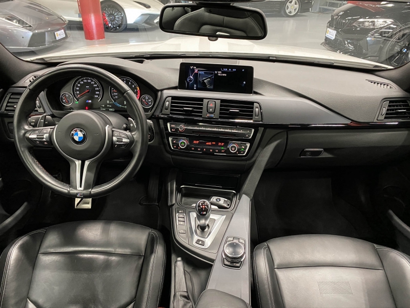 BMW M4 DKG 431cv Akrapovic