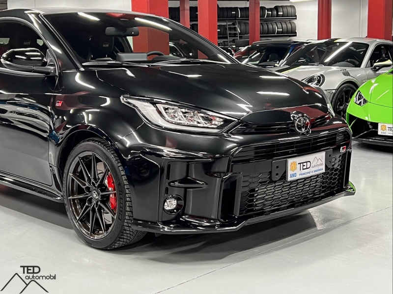Toyota Yaris GR Track Pack 261cv Miltek Eventuri