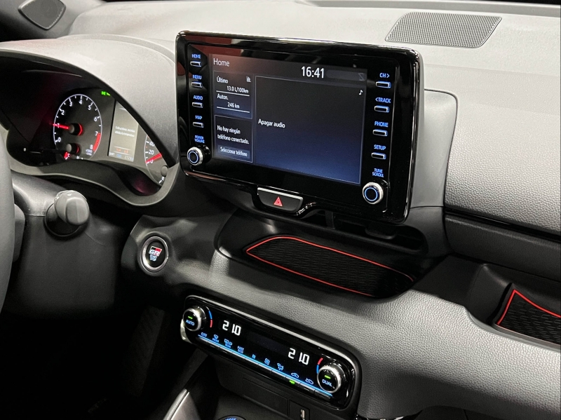 Toyota Yaris GR Track Pack 261cv Miltek Eventuri