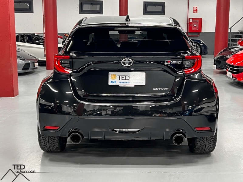 Toyota Yaris GR Track Pack 261cv Miltek Eventuri