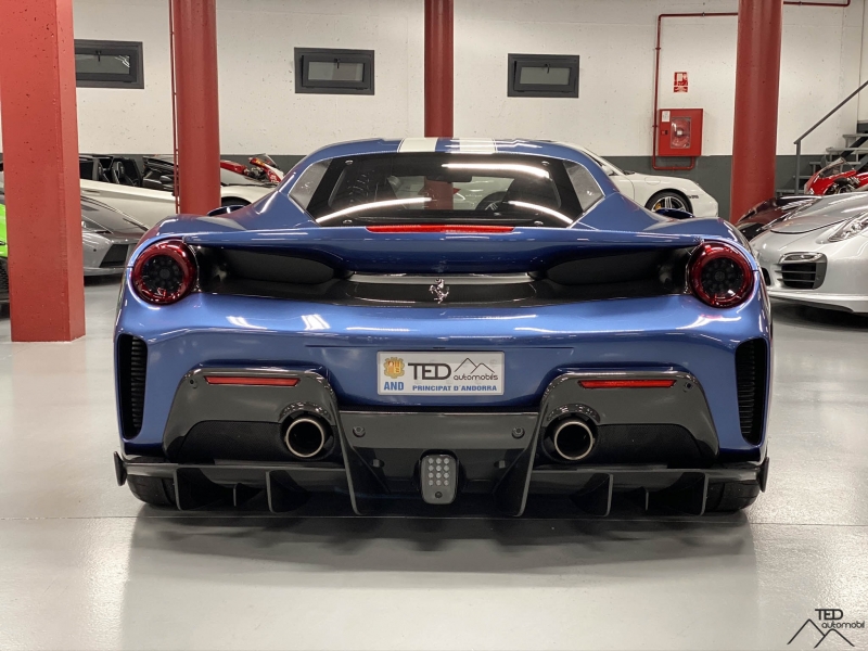 Ferrari 488 Pista 720cv