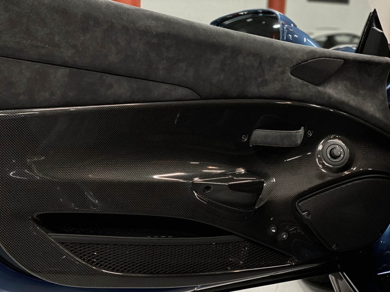 Ferrari 488 Pista 720cv
