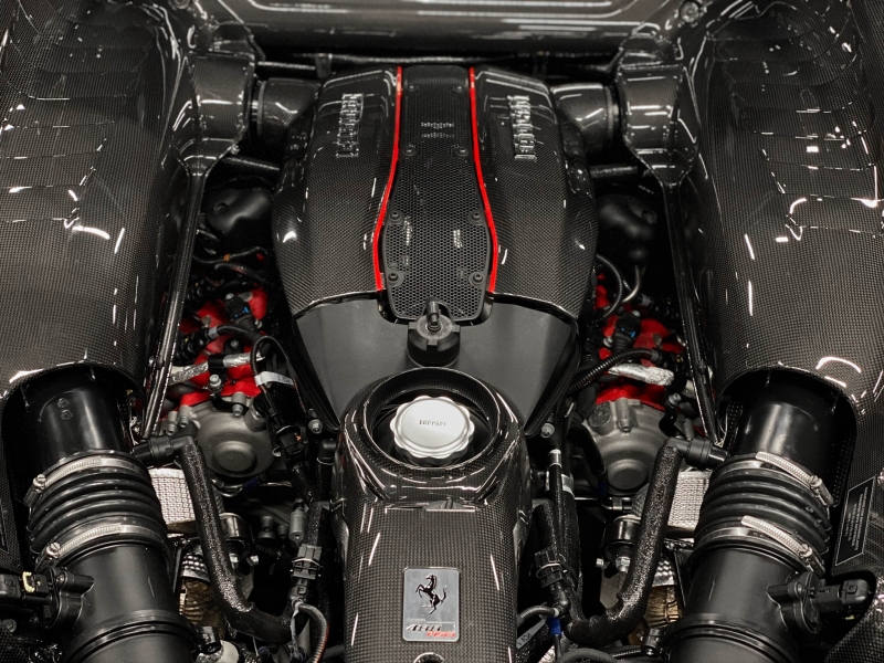 Ferrari 488 Pista 720cv