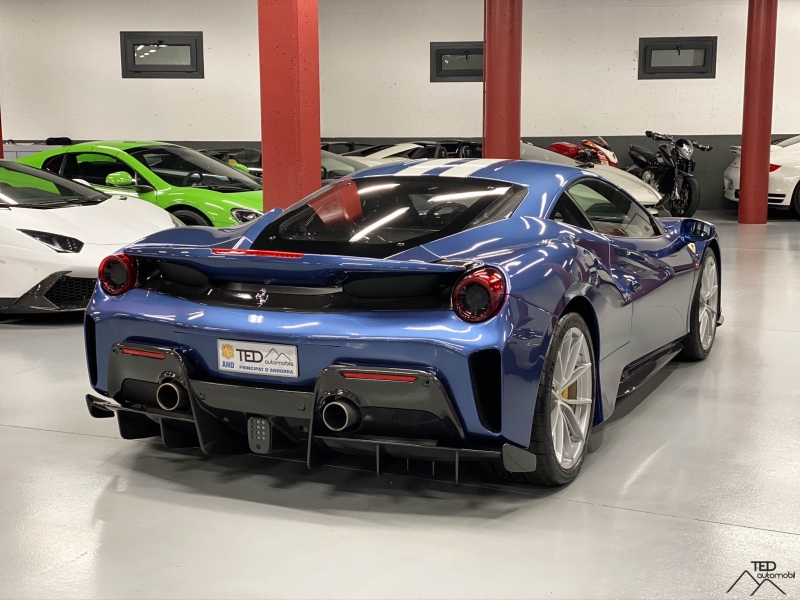 Ferrari 488 Pista 720cv
