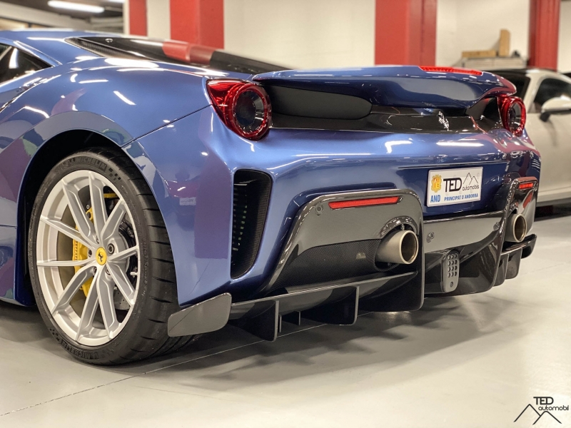 Ferrari 488 Pista 720cv