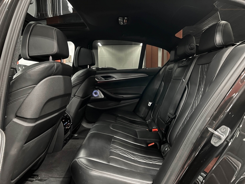 BMW M550i X-Drive 462cv
