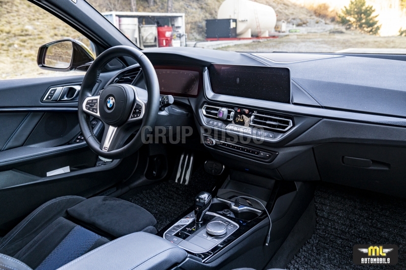BMW M135i xDrive 2021 306cv
