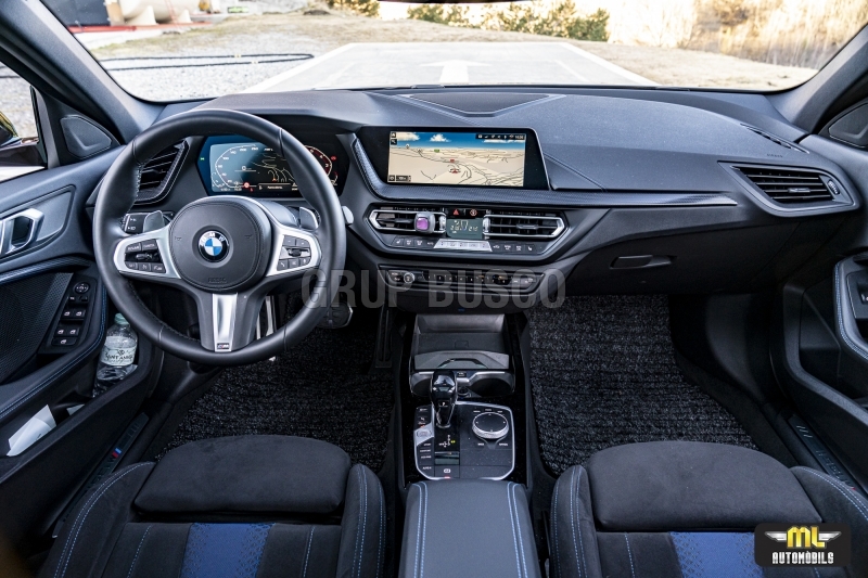 BMW M135i xDrive 2021 306cv