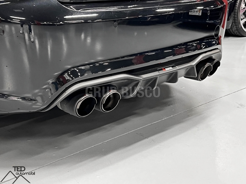 BMW M2 Competition 410cv DKG Akrapovic