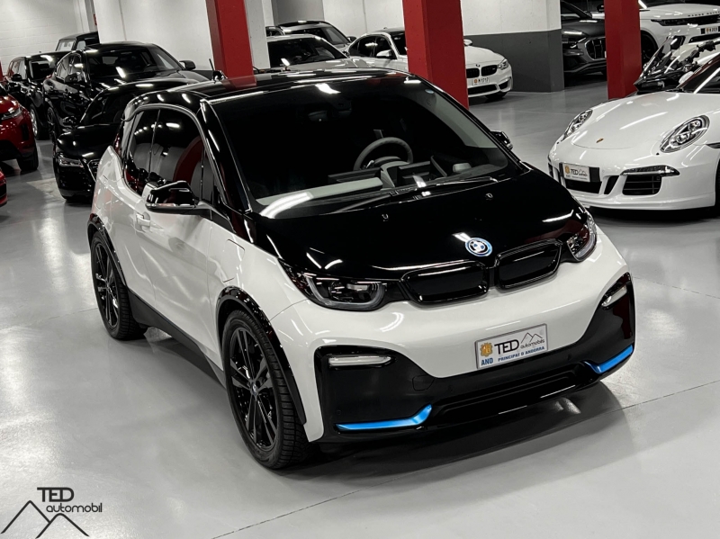 BMW I3S Elèctric REX 184cv Interior Alcantara