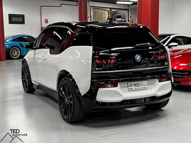 BMW I3S Elèctric REX 184cv Interior Alcantara