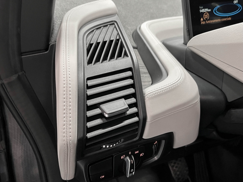 BMW I3S Elèctric REX 184cv Interior Alcantara
