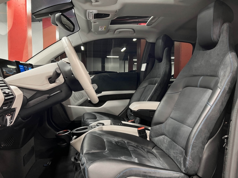 BMW I3S Elèctric REX 184cv Interior Alcantara