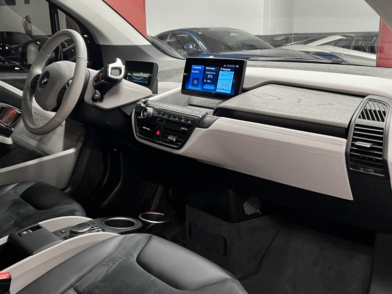 BMW I3S Elèctric REX 184cv Interior Alcantara