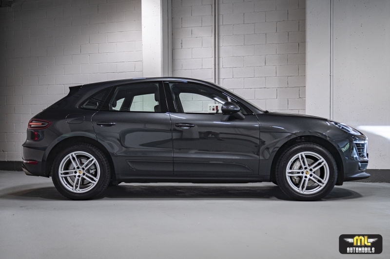 PORSCHE MACAN S