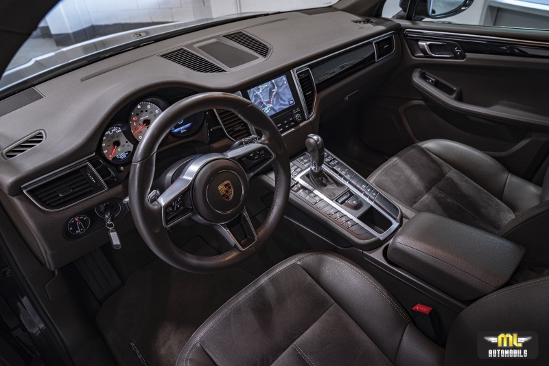 PORSCHE MACAN S