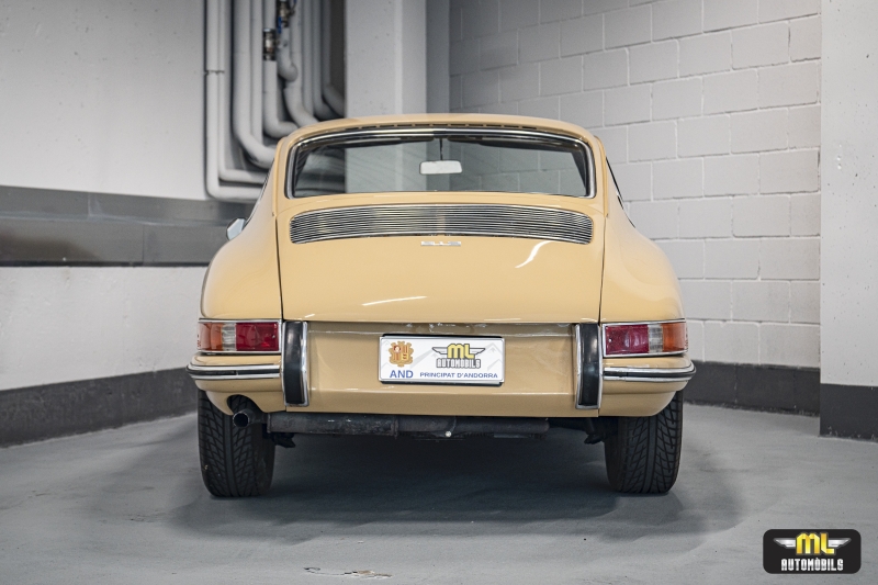 PORSCHE 912