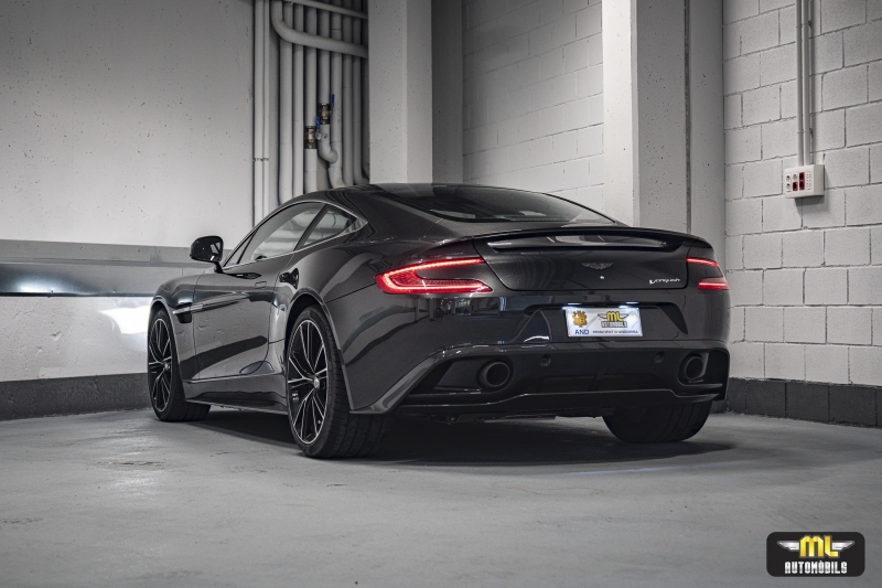 Aston Martin Vanquish V12 580CV
