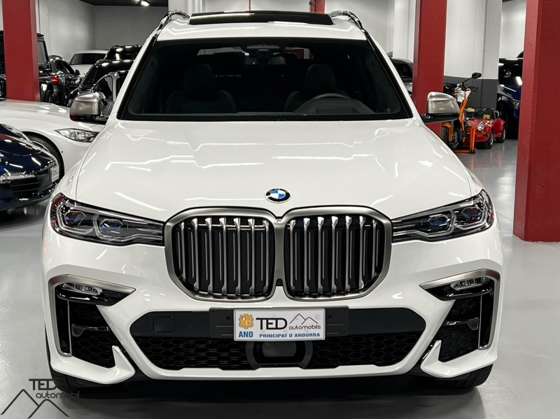 BMW X7 M50d 400cv