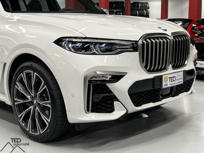 BMW X7 M50d 400cv