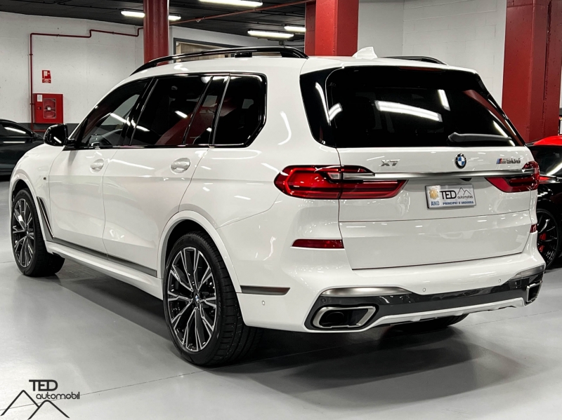 BMW X7 M50d 400cv