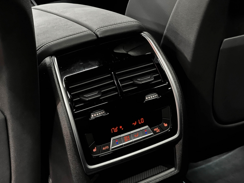BMW X7 M50d 400cv