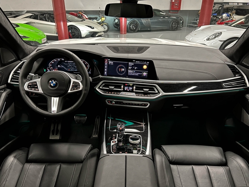 BMW X7 M50d 400cv