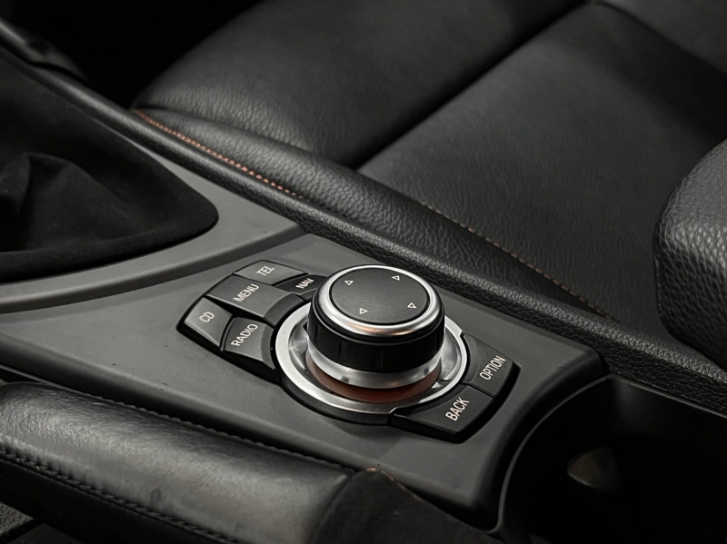 BMW 1M Coupé 340CV Akrapovic AC-Schnitzer 400