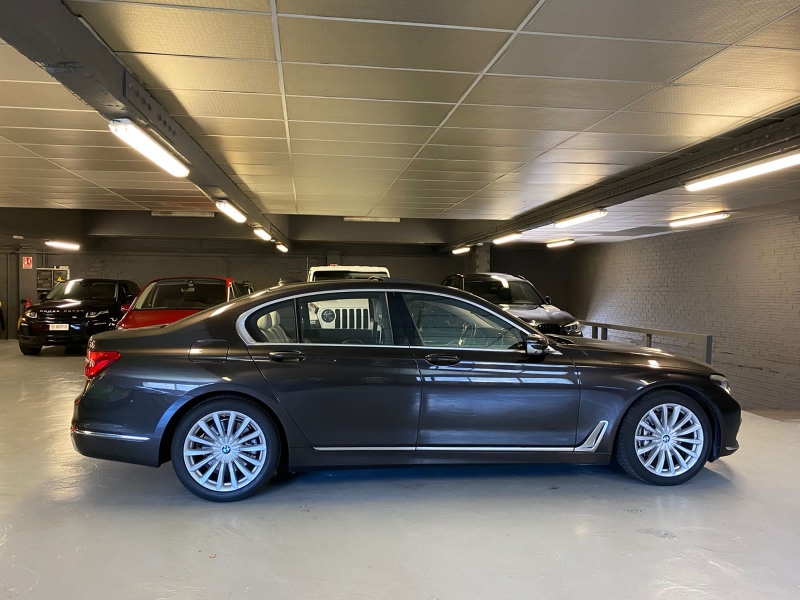 BMW 740Xdrive “320cv”