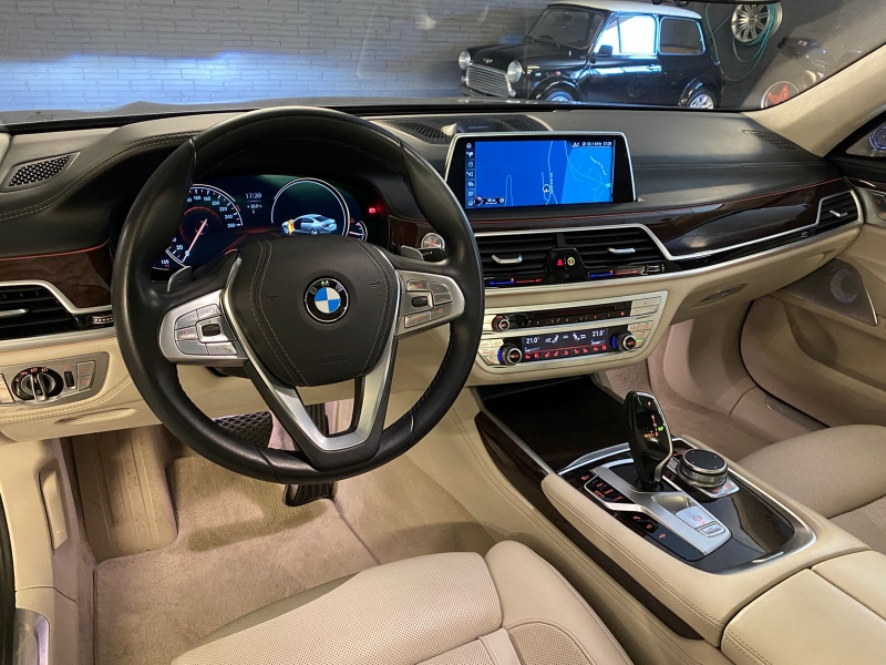 BMW 740Xdrive “320cv”