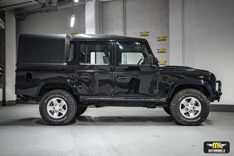 LAND ROVER DEFENDER PICK-UP 