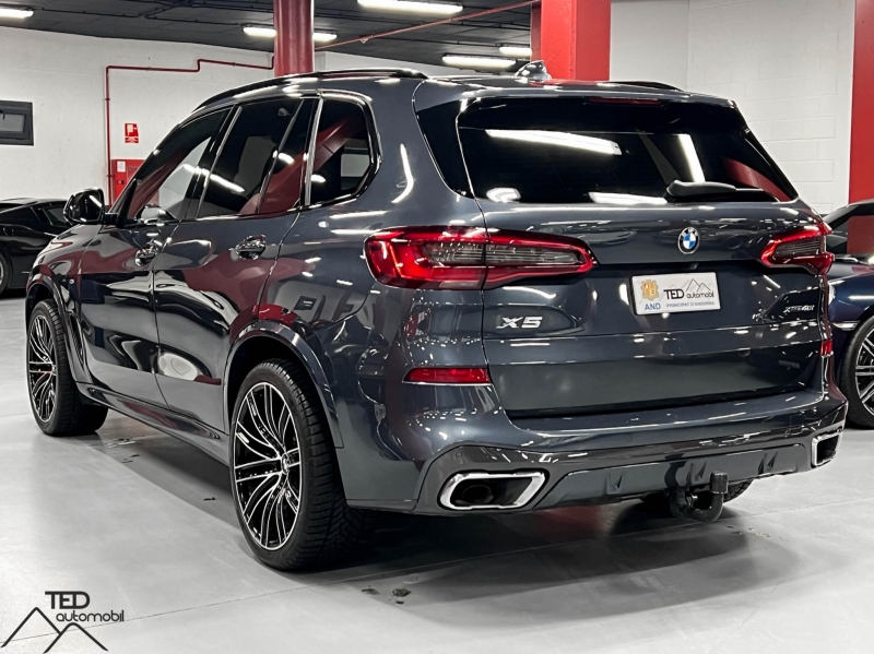BMW X5 40i 340cv Pack M 7 places
