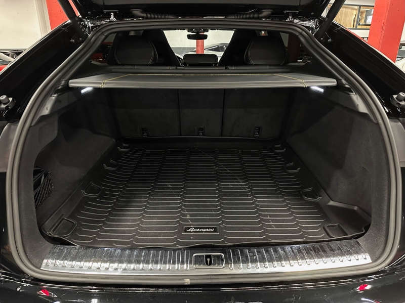Lamborghini Urus Performante 666cv