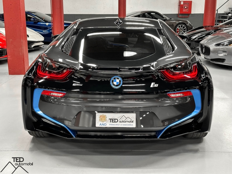 BMW i8 Coupé Hybrid 374cv