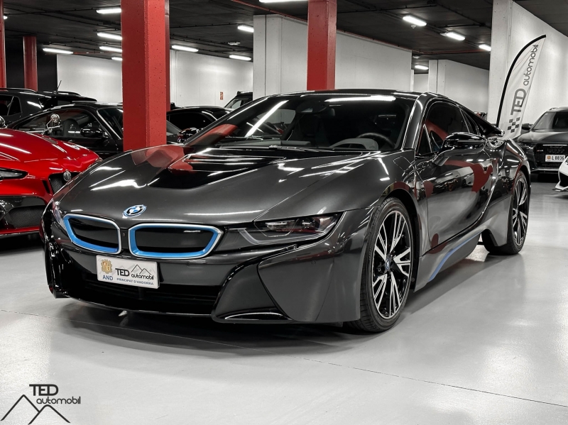 BMW i8 Coupé Hybrid 374cv