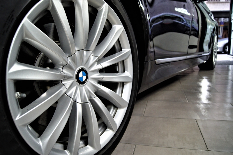 BMW 750I XDRIVE 530CV * A RE-ESTRENAR * * FULL EQUIP *