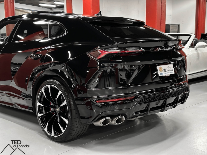 Lamborghini Urus 650cv Akrapovic full